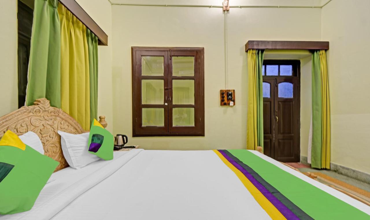 Treebo The Regal House, Near Fateh Sagar Lake Udaipur Extérieur photo