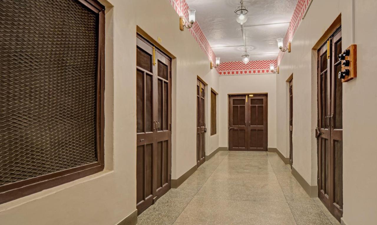 Treebo The Regal House, Near Fateh Sagar Lake Udaipur Extérieur photo